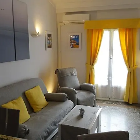 Apartamento Luxury 2 Bed Sleeps 4, A/c - Center *